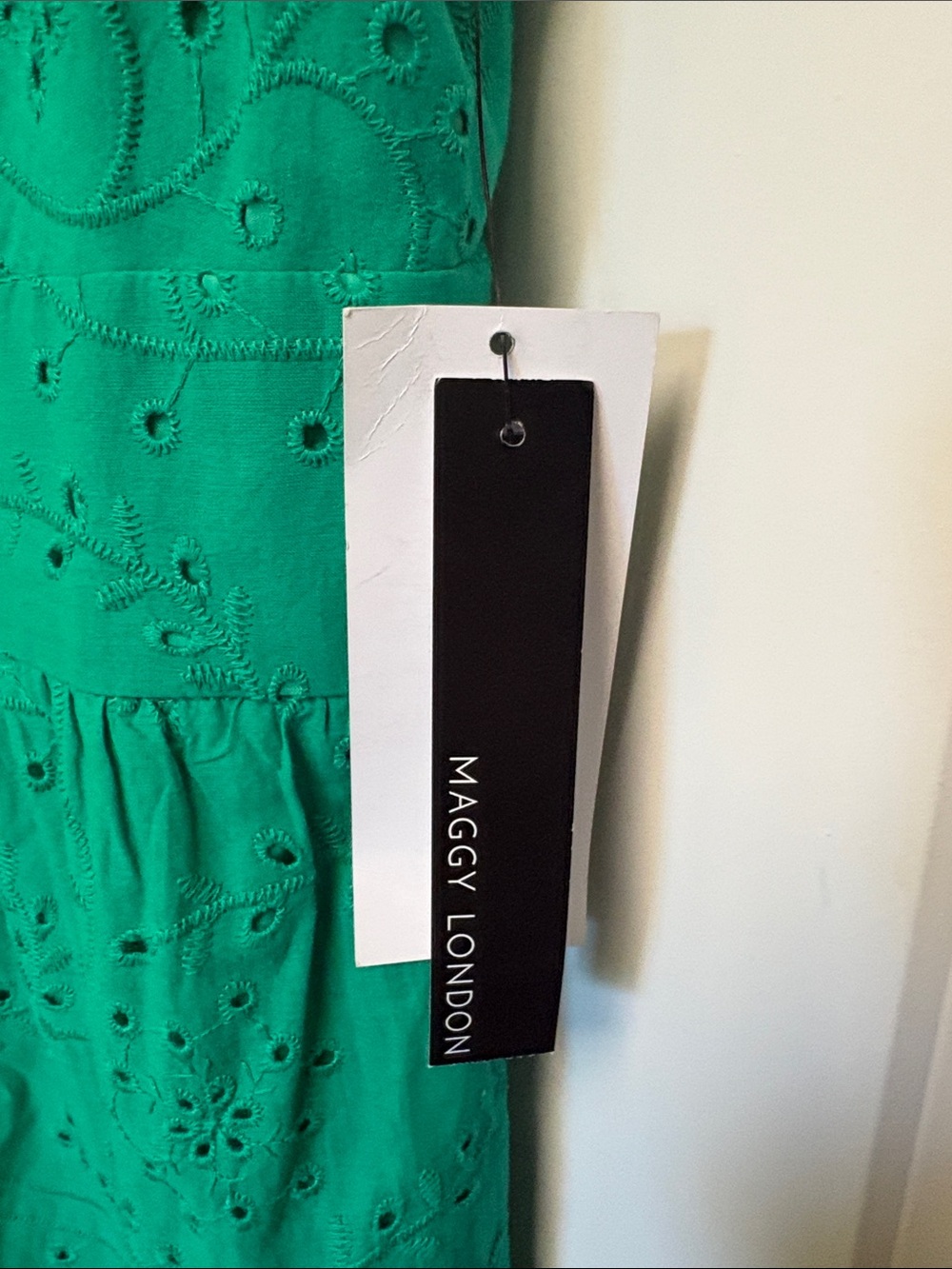 NWT Maggy London Green Eyelet V-Neck Ruffle Midi Dress - Picture 4 of 16